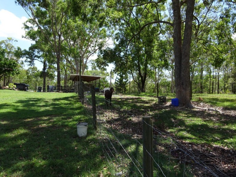 Buccan QLD 4207