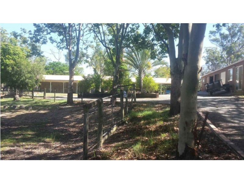 Buccan QLD 4207