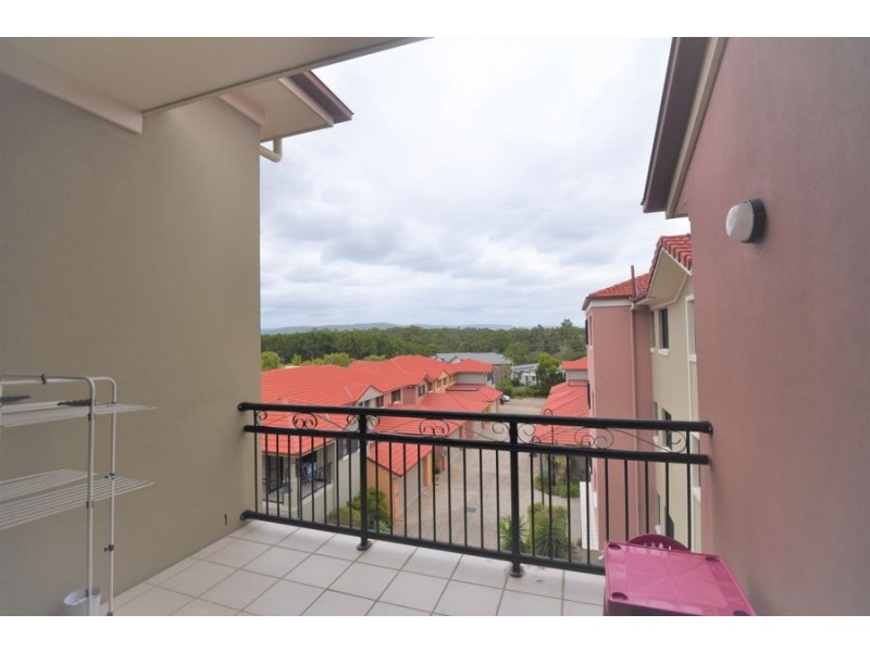 38/2 Geraldton Drive, Varsity Lakes QLD 4227