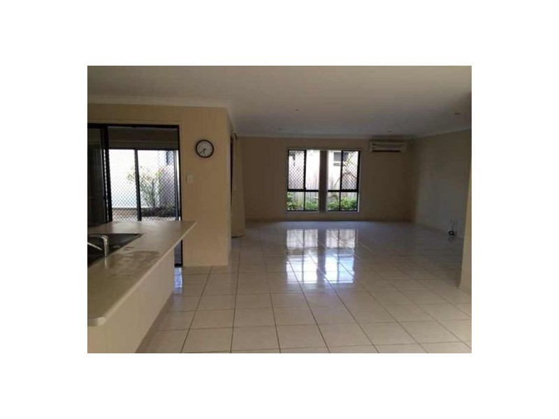 19 Gippsland Place, Calamvale QLD 4116