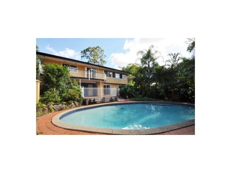 28 Paisley., Toowong QLD 4066