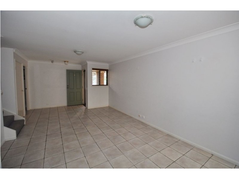 8 Manson Pde., Yeronga QLD 4104