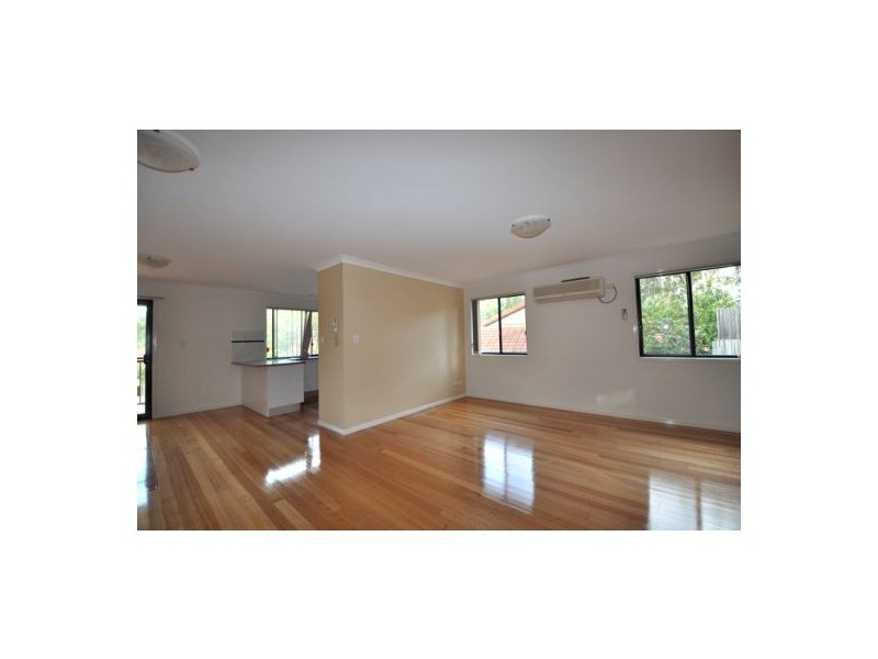 3/9 Pamela Place, Kenmore QLD 4069