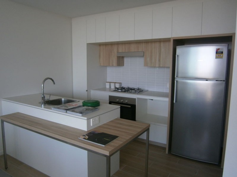 P 0006/37B Harbour Road, Hamilton QLD 4007