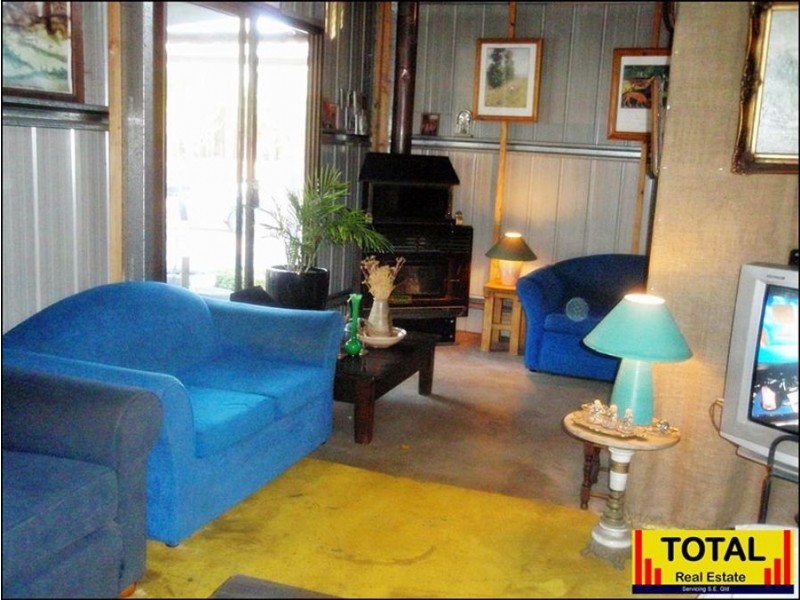 Cypress Gardens QLD 4357