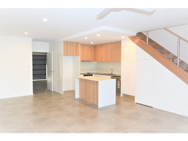 19 Florabella Drive, Robina QLD 4226