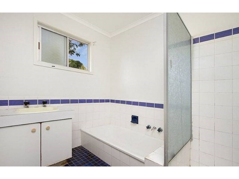 8. Dol St, Woodridge QLD 4114