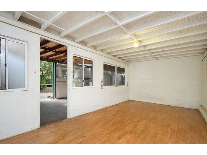 8. Dol St, Woodridge QLD 4114