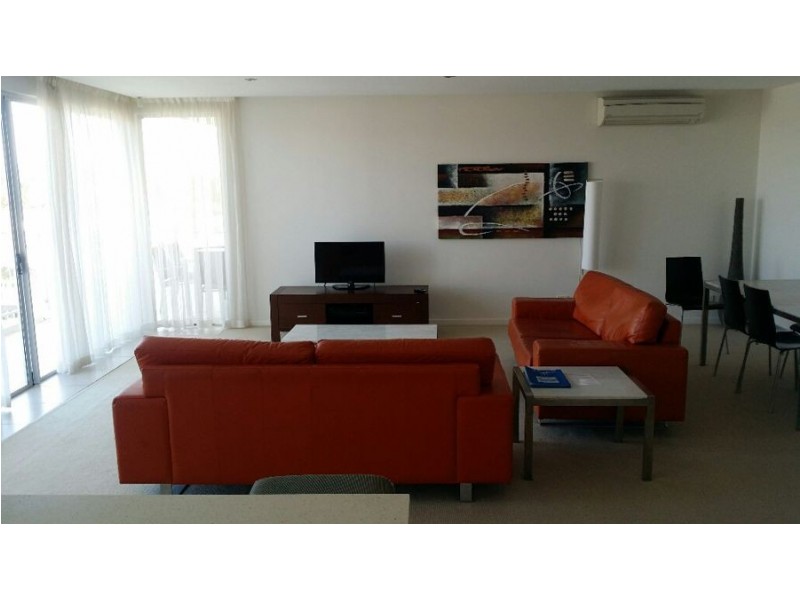 2 Activa Way, Hope Island QLD 4212