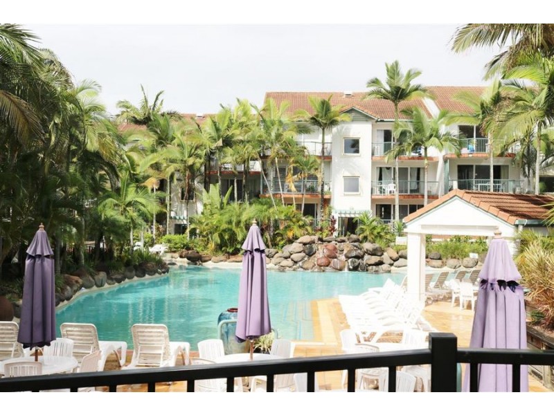 u182 7 Redondo Av, Miami QLD 4220