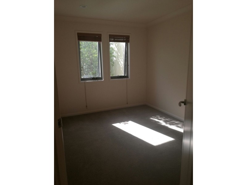 1018 1 the cove crescent, Carrara QLD 4211