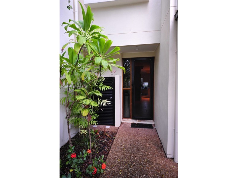 1018 1 the cove crescent, Carrara QLD 4211