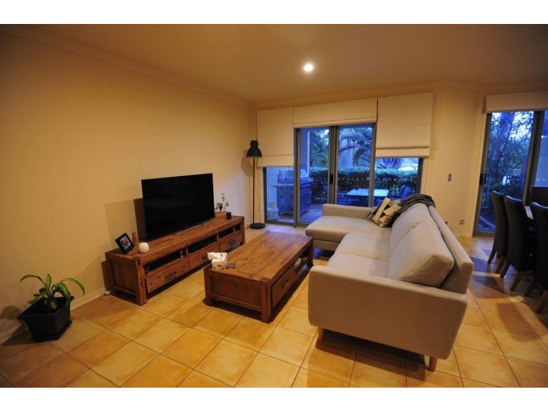 1018 1 the cove crescent, Carrara QLD 4211