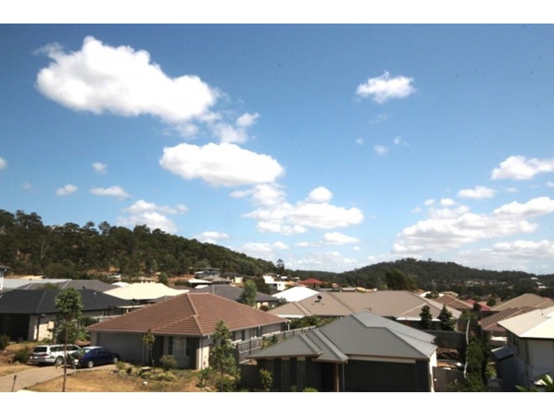 1/19 Gumtree Crescent, Upper Coomera QLD 4209