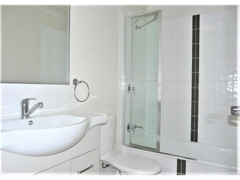 Unit 4/62 SOPHIE PLACE, Doolandella QLD 4077