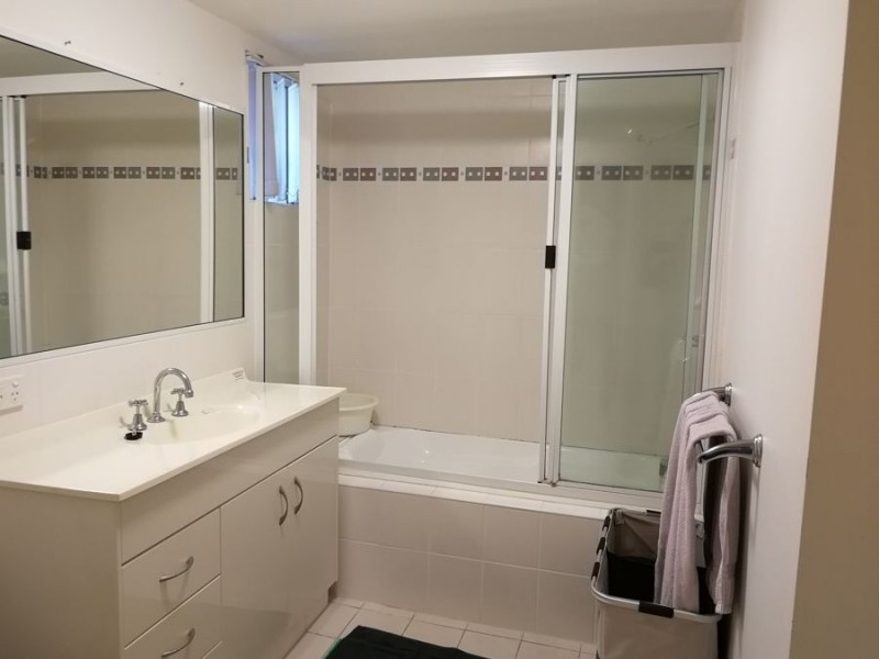 10 Lissner St, Toowong QLD 4066