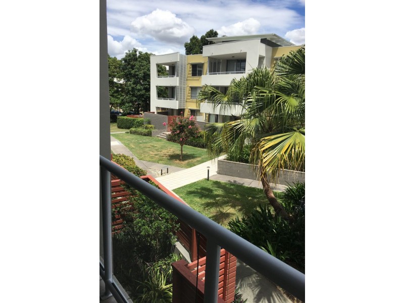 15/2 Campbell St, Toowong QLD 4066