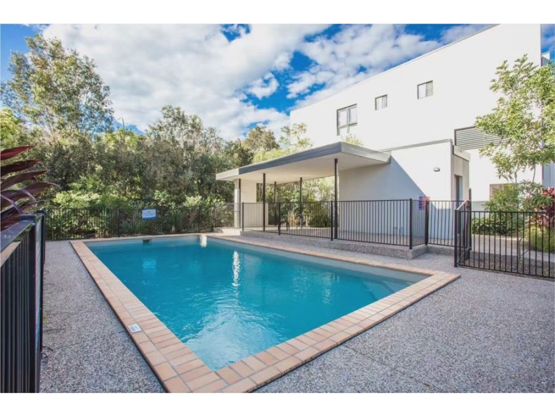 27 61 East Quay Drive,, Biggera Waters QLD 4216