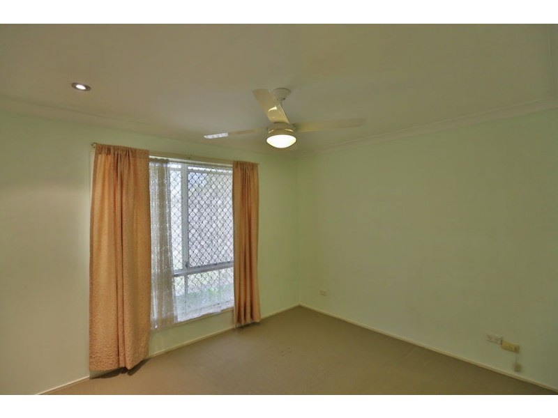 66 Holmead Rd, Eight Mile Plains QLD 4113