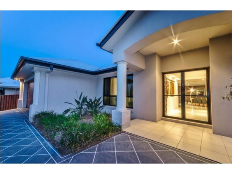 16 Zeus Circuit, Coomera Waters QLD 4209