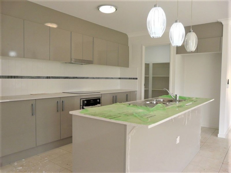 Lot 11 JOHNSTONE PLACE, Riverview QLD 4303