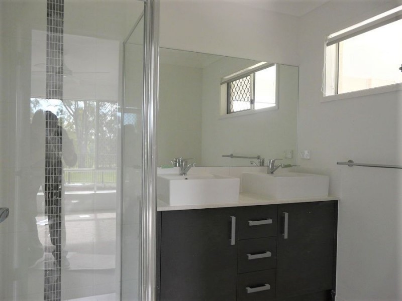 Lot 11 JOHNSTONE PLACE, Riverview QLD 4303