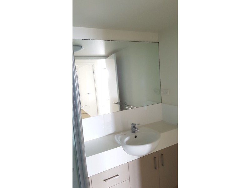 2 v/35 hamilton road, Moorooka QLD 4105