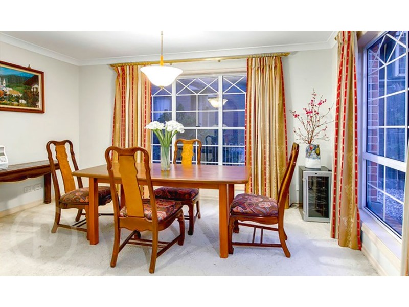 235 MOUNT OMMANEY DRIVE, Mount Ommaney QLD 4074