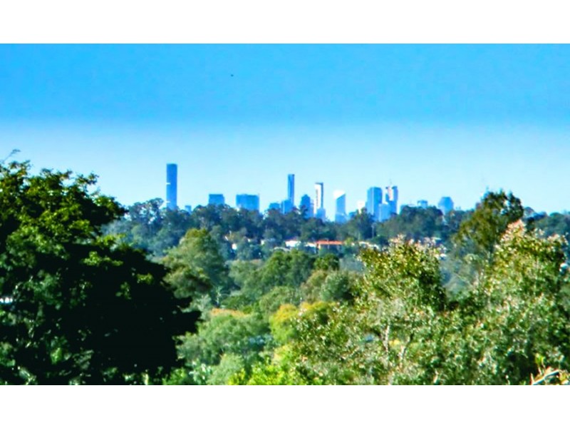 235 MOUNT OMMANEY DRIVE, Mount Ommaney QLD 4074