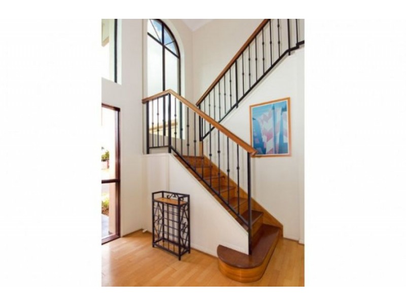 3 Aldford Street, Carindale QLD 4152