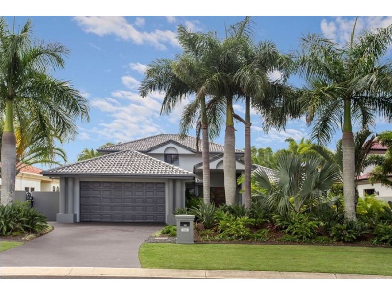 1123 Beechwood Drive, Hope Island QLD 4212