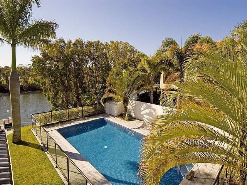 1123 Beechwood Drive, Hope Island QLD 4212