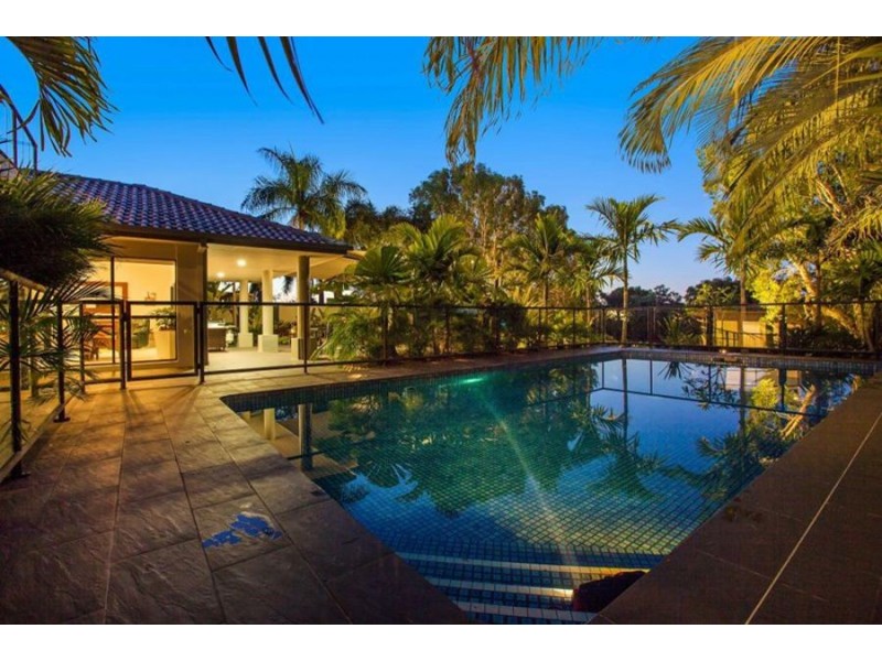 1123 Beechwood Drive, Hope Island QLD 4212