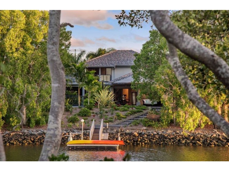 1123 Beechwood Drive, Hope Island QLD 4212
