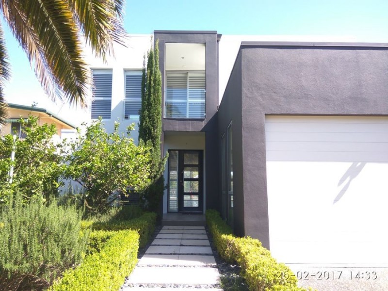 219, Stanhill Drive, Surfers Paradise QLD 4217