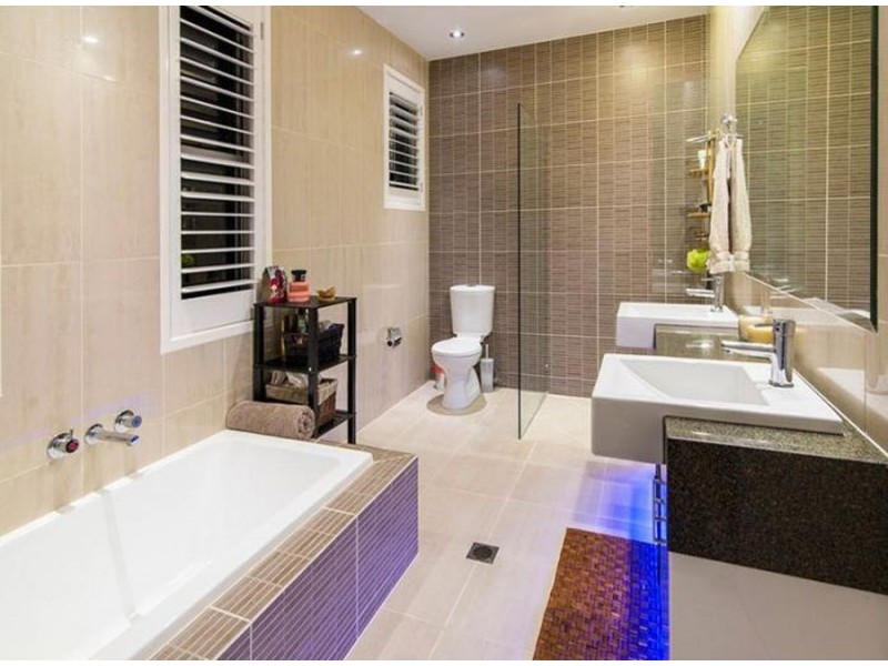 219, Stanhill Drive, Surfers Paradise QLD 4217