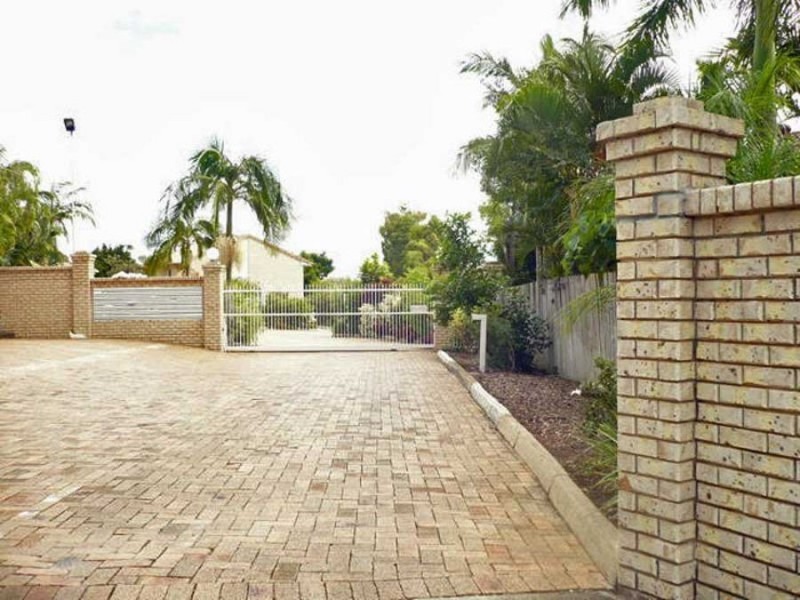 99; Barbaralla Drive, Springwood QLD 4127