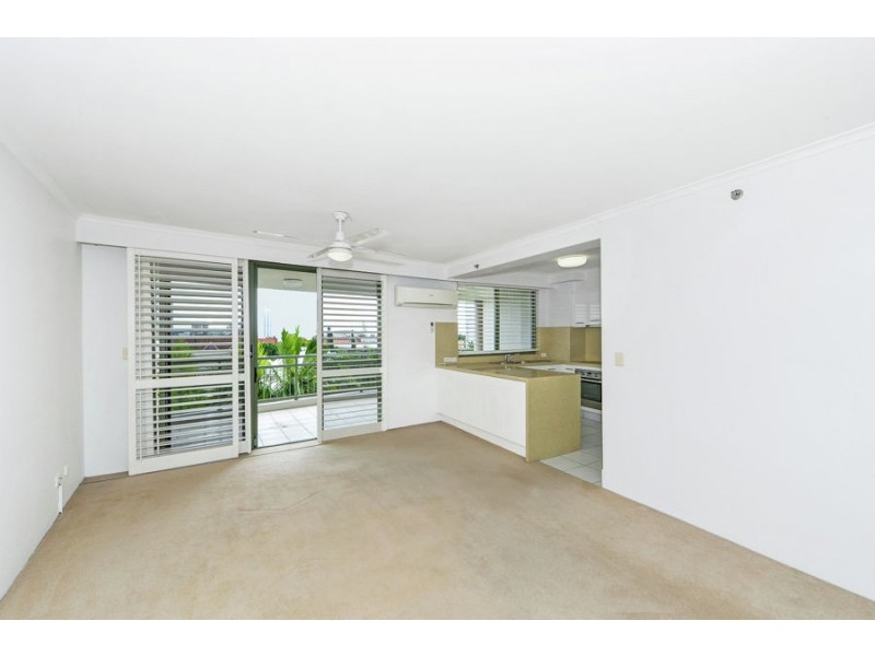 9 29-39 Woodroffe Ave, Main Beach QLD 4217