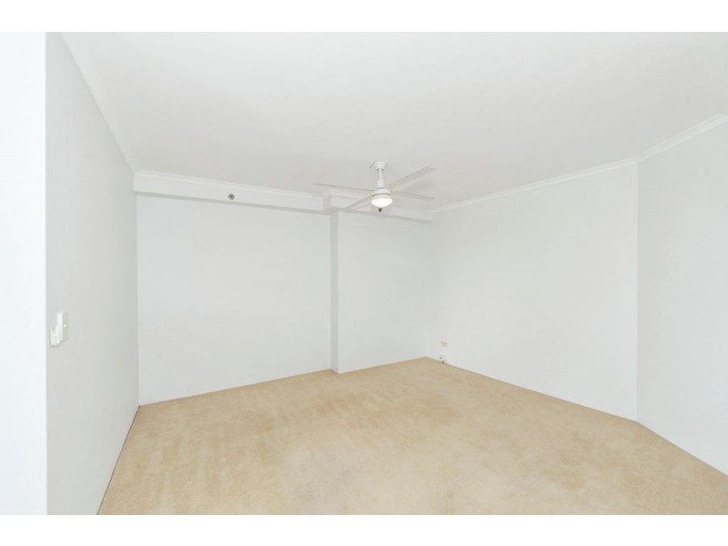 9 29-39 Woodroffe Ave, Main Beach QLD 4217