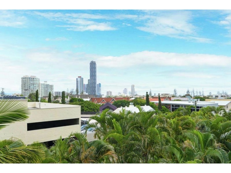 9 29-39 Woodroffe Ave, Main Beach QLD 4217