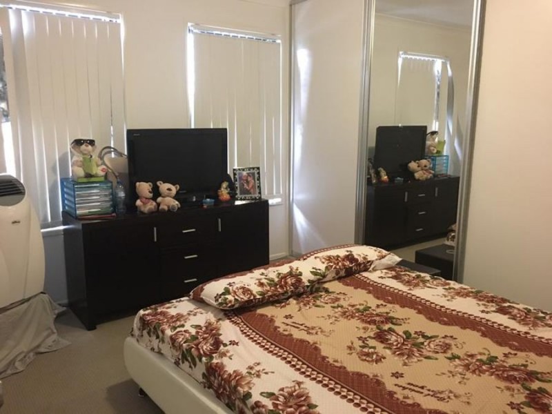 Unit 34 /11 Portia St, Kingston QLD 4114