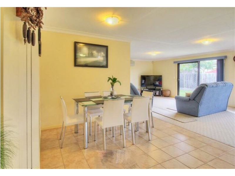 28 central street, Calamvale QLD 4116