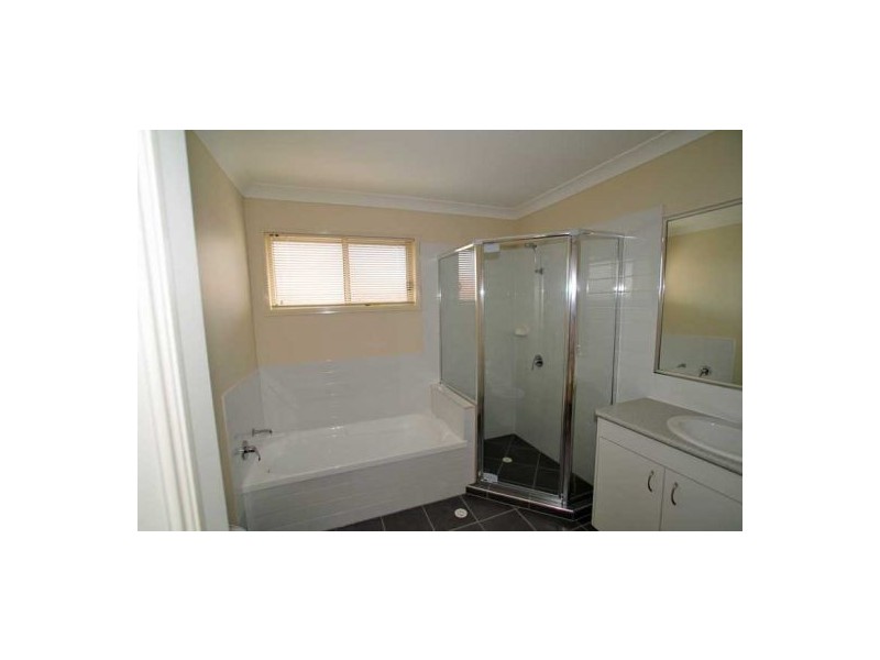 11 19 Kathleen Street, Richlands QLD 4077