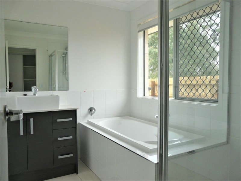 LOT 11 JOHNSTONE PLACE, Riverview QLD 4303