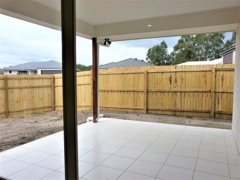 19 JOHNSTONE PLACE, Riverview QLD 4303