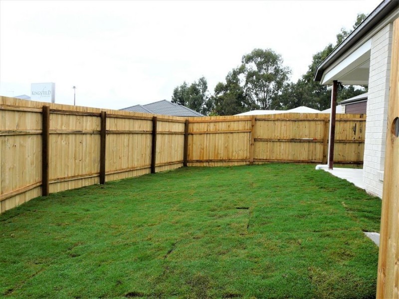 19 JOHNSTONE PLACE, Riverview QLD 4303