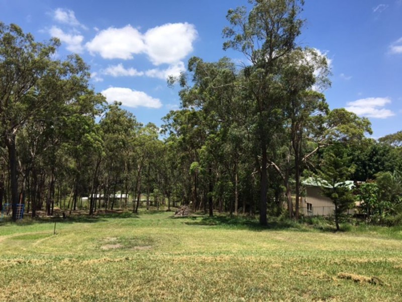 907 Mount Gravatt Capalaba Rd,, Mackenzie QLD 4156