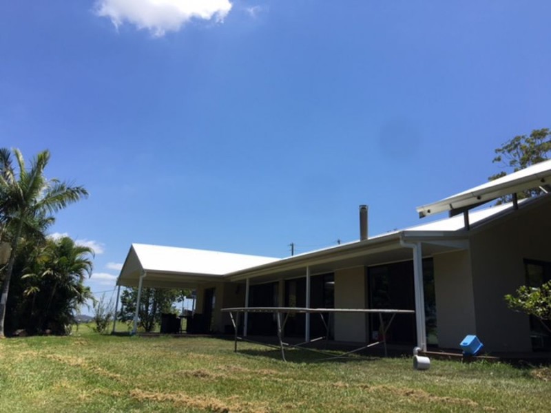 907 Mount Gravatt Capalaba Rd,, Mackenzie QLD 4156