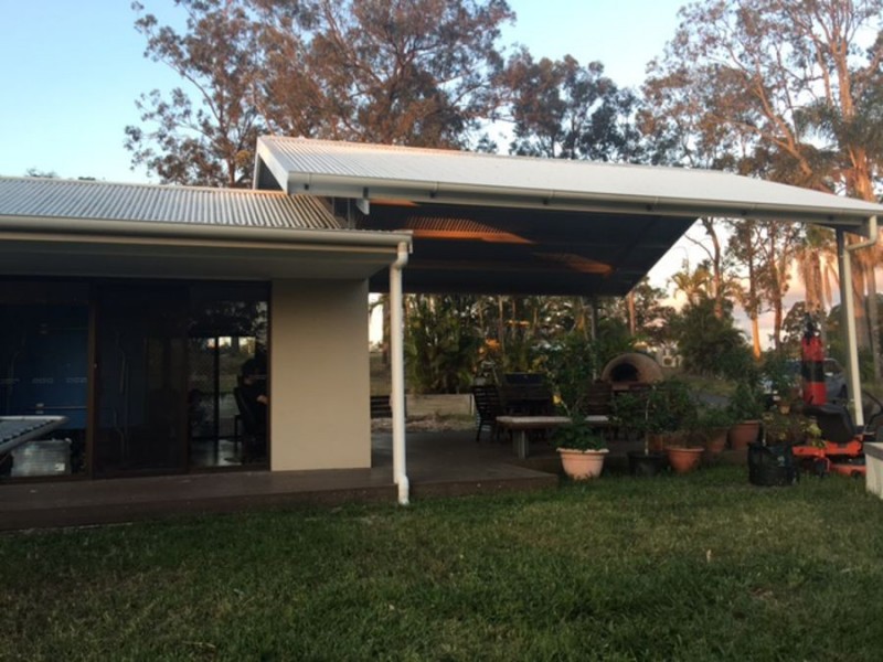 907 Mount Gravatt Capalaba Rd,, Mackenzie QLD 4156