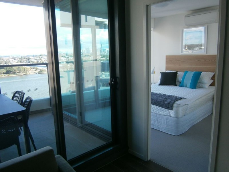 H-0011 Harbour Road, Hamilton QLD 4007